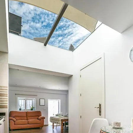 Amazing In With 2 Bedrooms And Wifi *