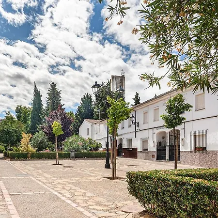 Amazing In With 2 Bedrooms And Wifi *