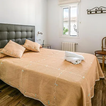 Amazing In With 2 Bedrooms And Wifi Holiday home Ronda